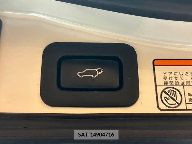 Lexus LX 2018-10 275571-9