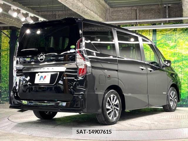 Nissan SERENA 2021-05 367684-18