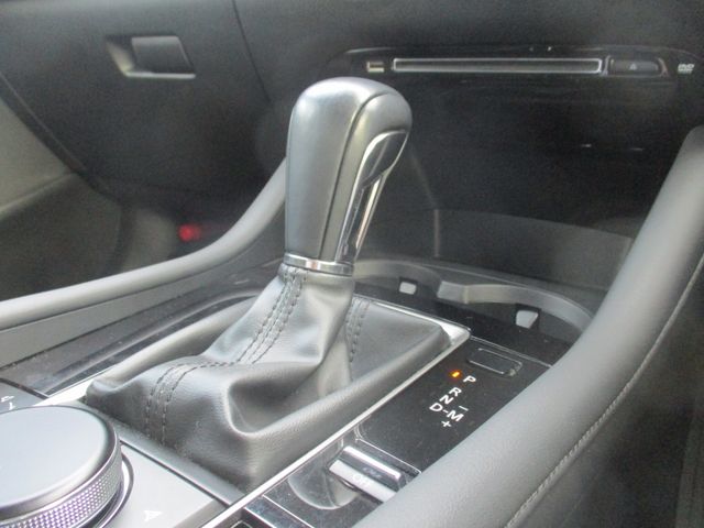 Mazda MAZDA3 2019-07 180737-16