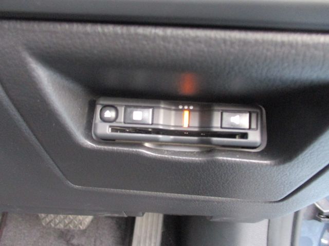 Mazda MAZDA3 2019-07 180737-20