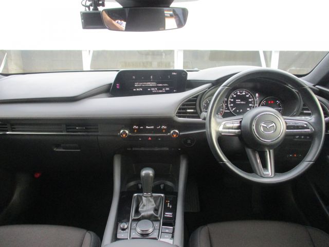 Mazda MAZDA3 2019-07 180737-9