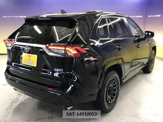 Toyota RAV4 PHV 2021-09 332965-2