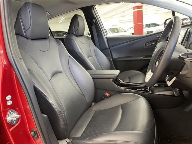 Toyota PRIUS PHV 2017-03 29132-19