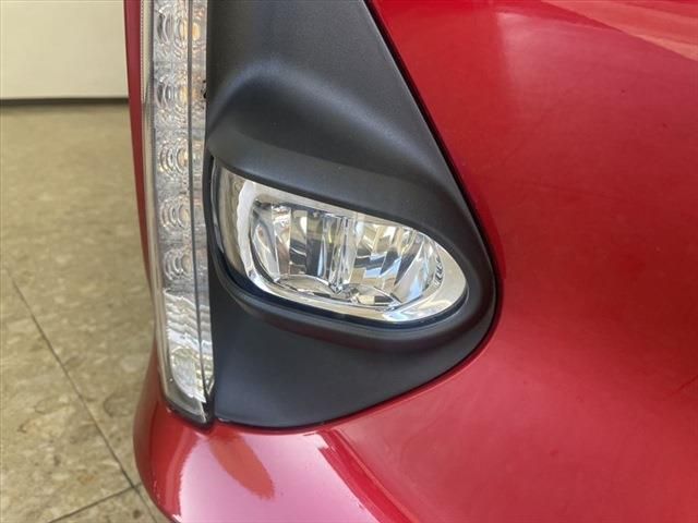 Toyota PRIUS PHV 2017-03 29132-11