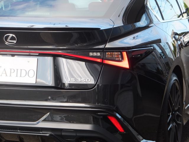 Lexus IS 2020-11 7222-13