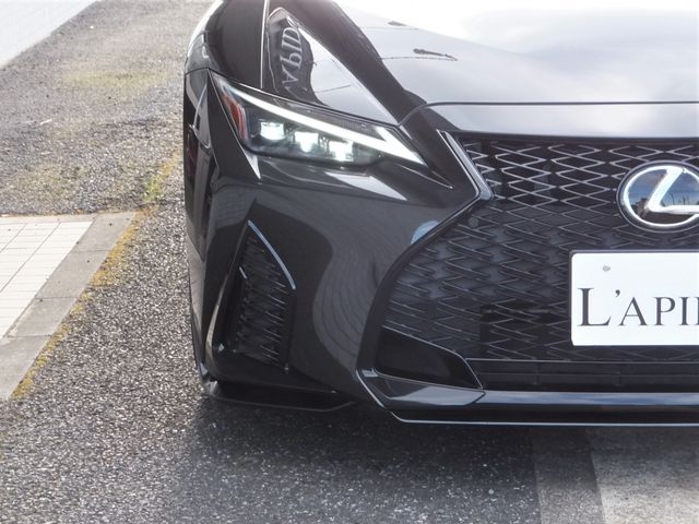 Lexus IS 2020-11 7222-11