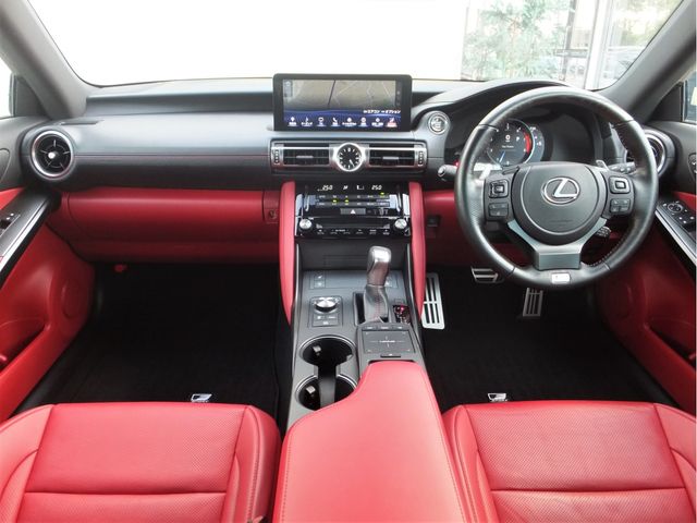 Lexus IS 2020-11 7222-1