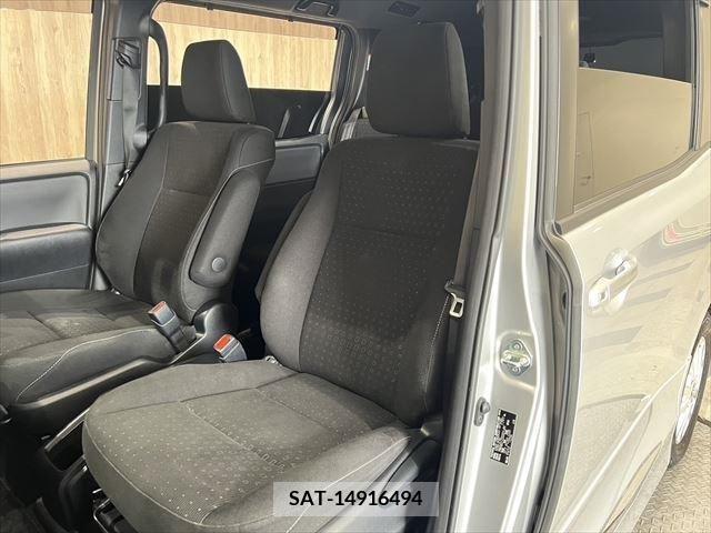 Toyota NOAH HYBRID 2018-06 280455-22