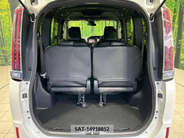 Toyota ESQUIRE 2018-08 218223-12