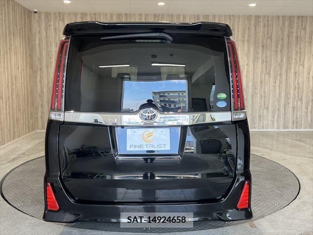 Toyota NOAH 2017-08 330480-19