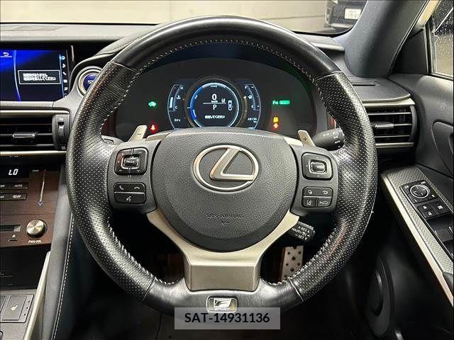 Lexus IS 2016-12 354020-12