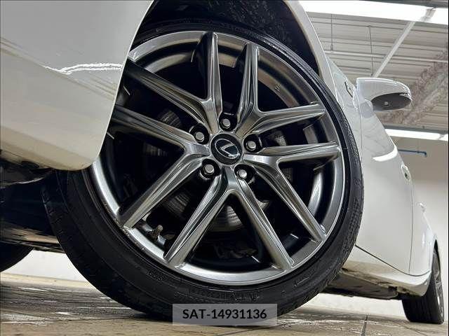 Lexus IS 2016-12 354020-10