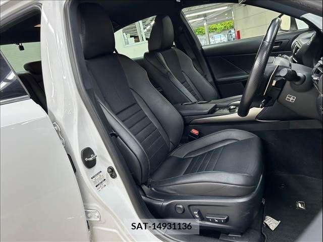 Lexus IS 2016-12 354020-7