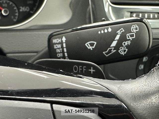 VolksWagen GOLF VARIANT 2017-11 223647-6