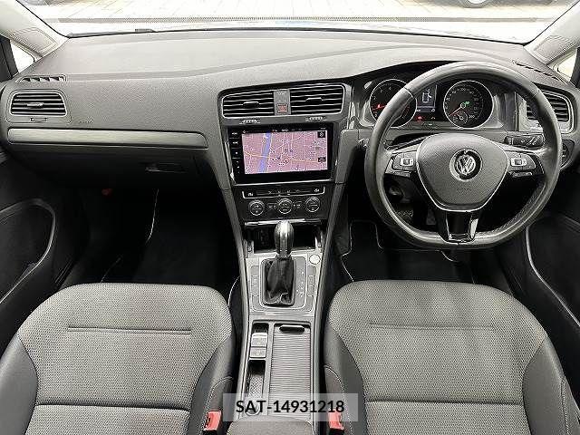 VolksWagen GOLF VARIANT 2017-11 223647-1