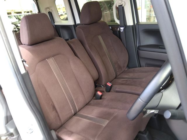 Honda N BOX 2019-04 13794-6