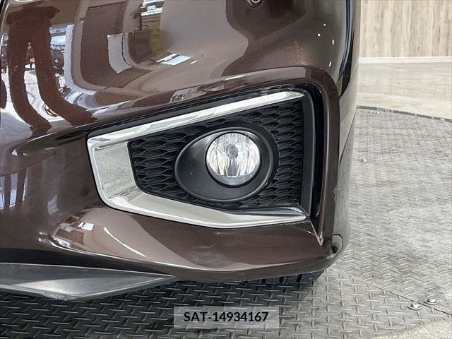 Nissan ELGRAND 2019-06 268414-11