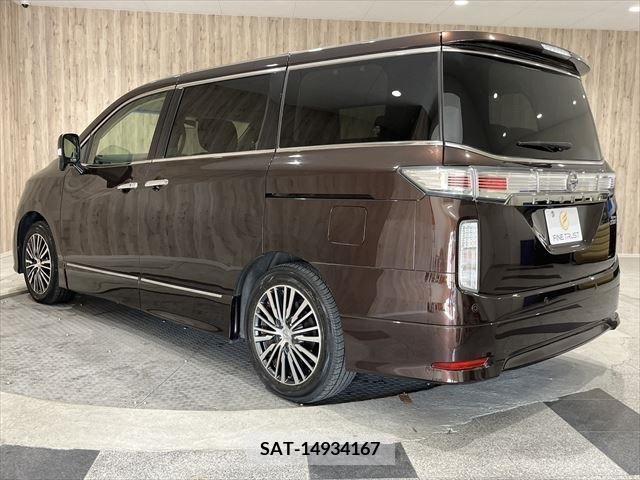Nissan ELGRAND 2019-06 268414-6