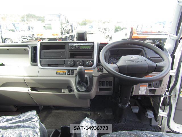 Mitsubishi CANTER 2023-11 294462-14