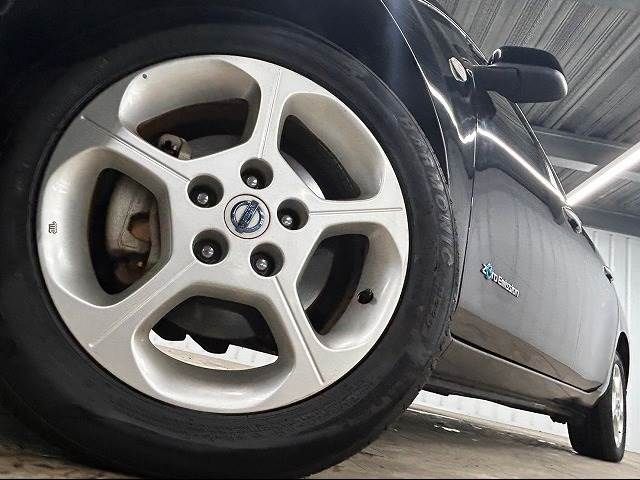 Nissan LEAF 2012-02 182813-18