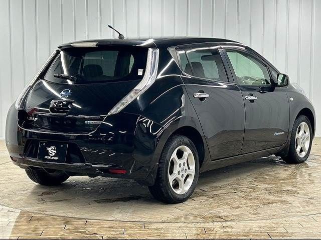 Nissan LEAF 2012-02 182813-15