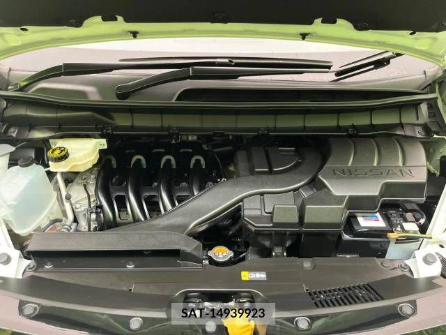 Nissan SERENA 2023-03 381881-18