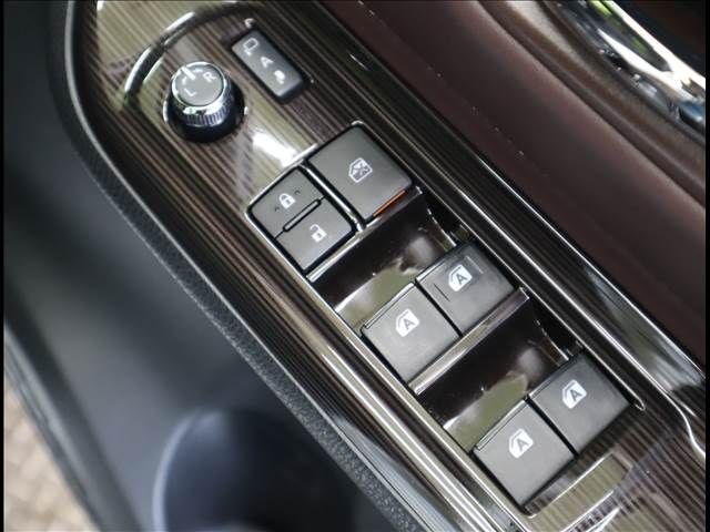 Toyota ESQUIRE 2017-10 5053-17