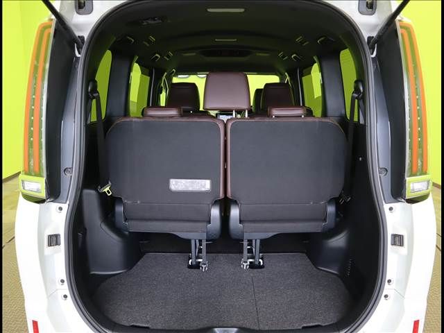 Toyota ESQUIRE 2017-10 5053-26