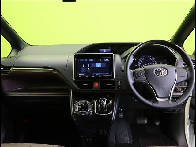 Toyota ESQUIRE 2017-10 5053-2