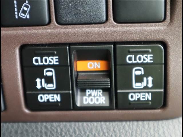 Toyota ESQUIRE 2017-10 5053-15