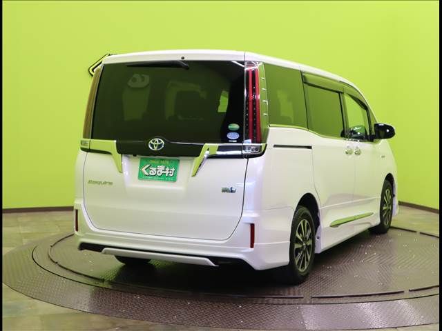 Toyota ESQUIRE 2017-10 5053-1