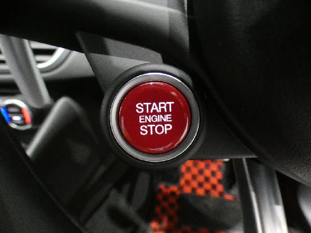 ALFA ROMEO Giulia 2019-01 9753-8