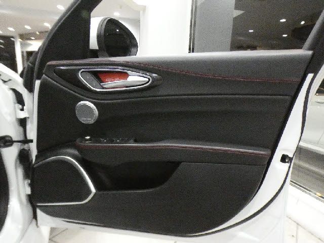 ALFA ROMEO Giulia 2019-01 9753-22