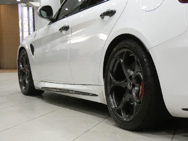 ALFA ROMEO Giulia 2019-01 9753-12