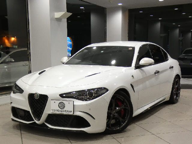 ALFA ROMEO Giulia 2019-01 9753-10