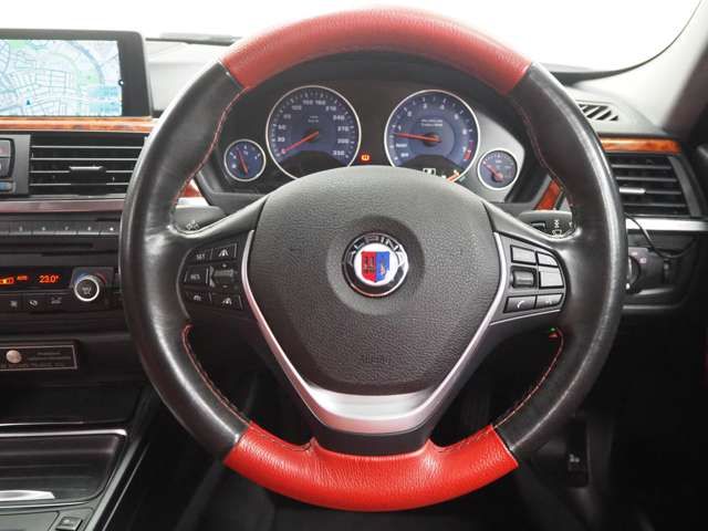 Bmw Alpina B3 2014-03 8407-16