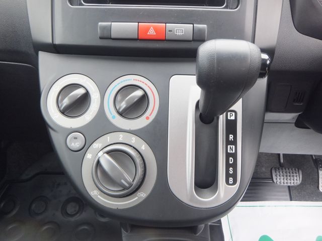 Daihatsu MIRA 2016-12 8284-19