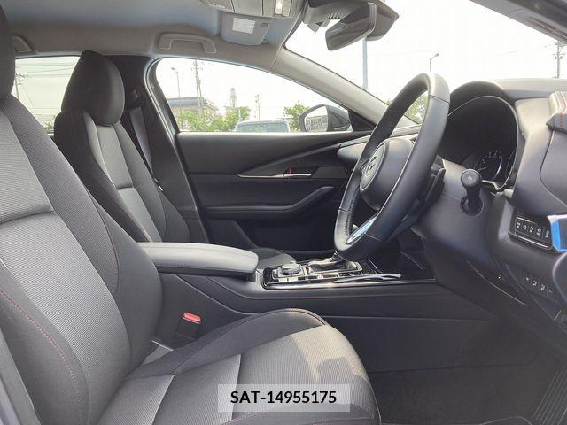 Mazda CX-30 2023-08 331973-9
