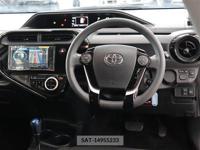 Toyota AQUA 2019-03 291957-1