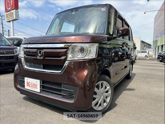 Honda N BOX 2017-11 306937-1