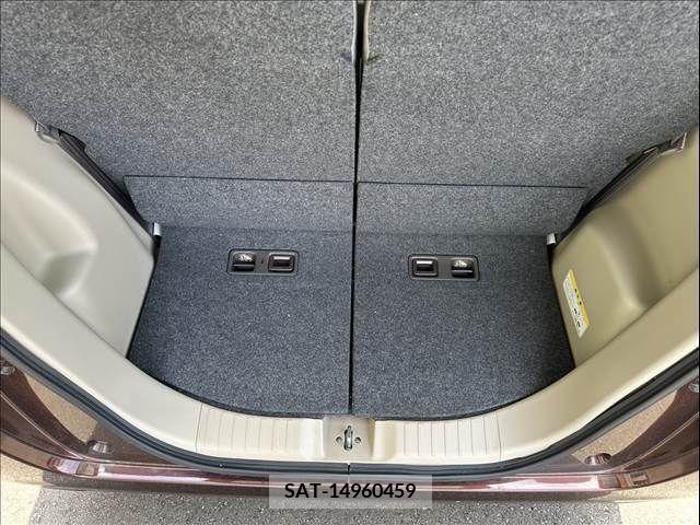 Honda N BOX 2017-11 306937-13
