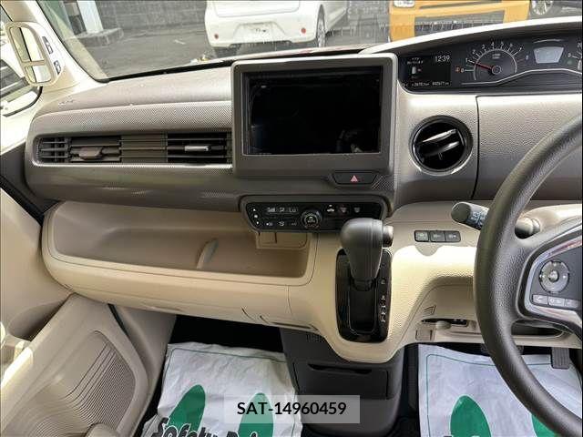 Honda N BOX 2017-11 306937-24