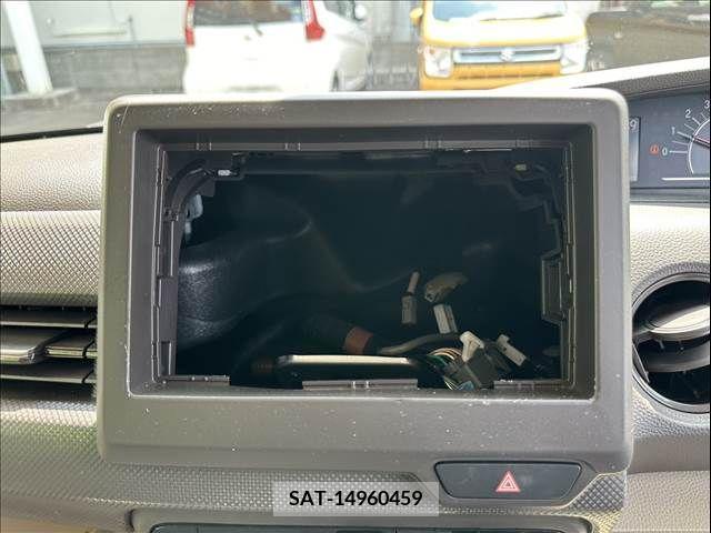 Honda N BOX 2017-11 306937-25