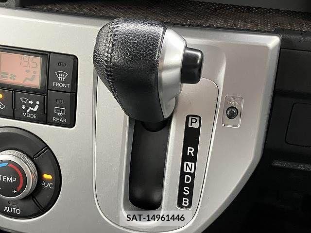 Daihatsu WAKE 2014-12 233864-13