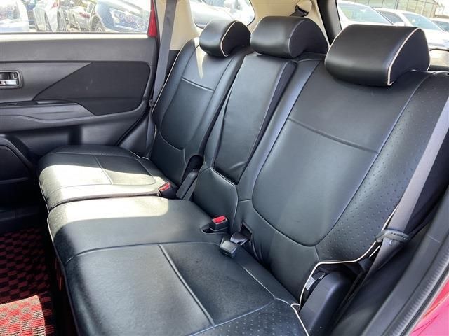 Mitsubishi OUTLANDER 2016-02 15059-19