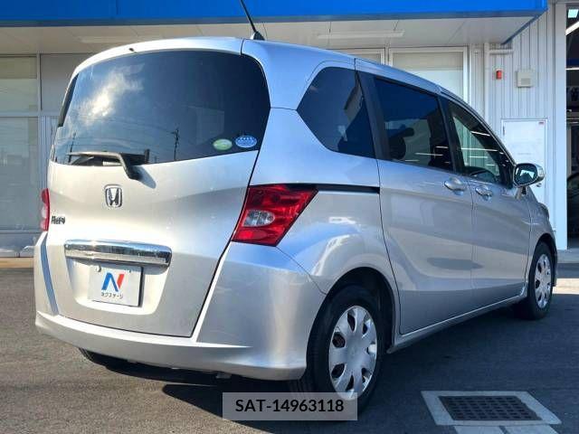 Honda FREED 2011-01 360608-17