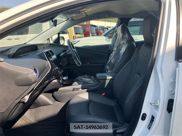 Toyota PRIUS 2022-09 248597-2