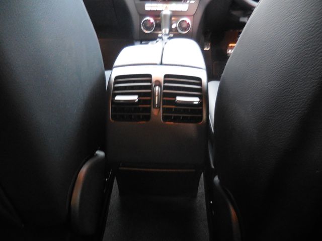 Mercedes Benz C-CLASS 2013-04 184450-10