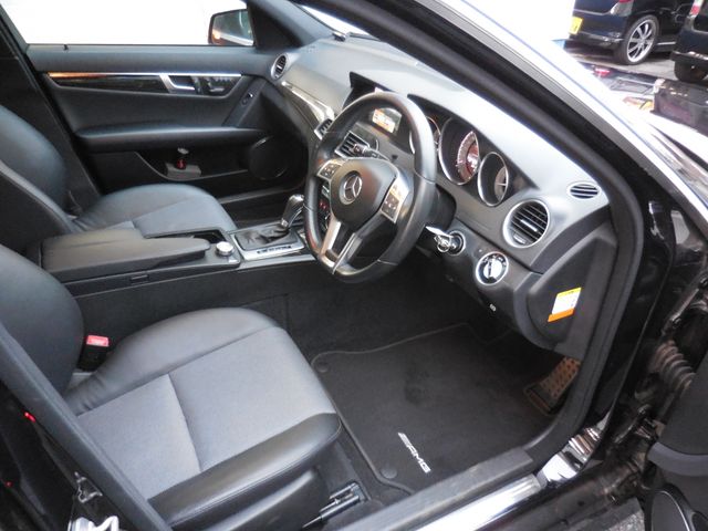 Mercedes Benz C-CLASS 2013-04 184450-12