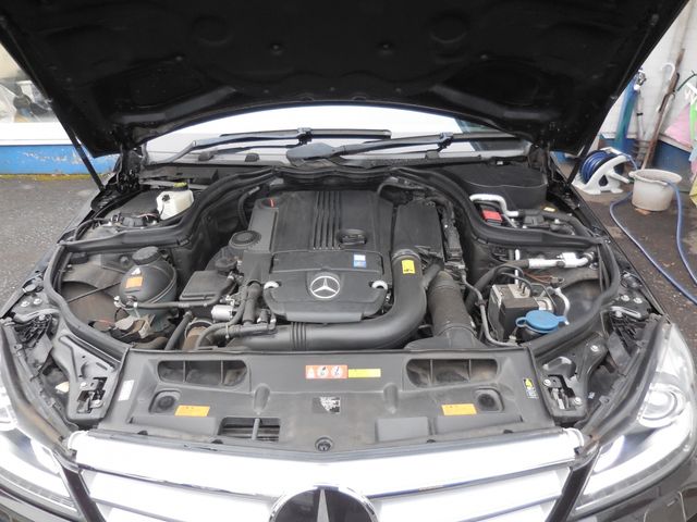 Mercedes Benz C-CLASS 2013-04 184450-28